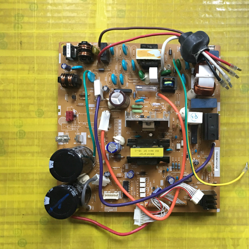 90 new Hitachi air conditioner external machine inverter motherboard