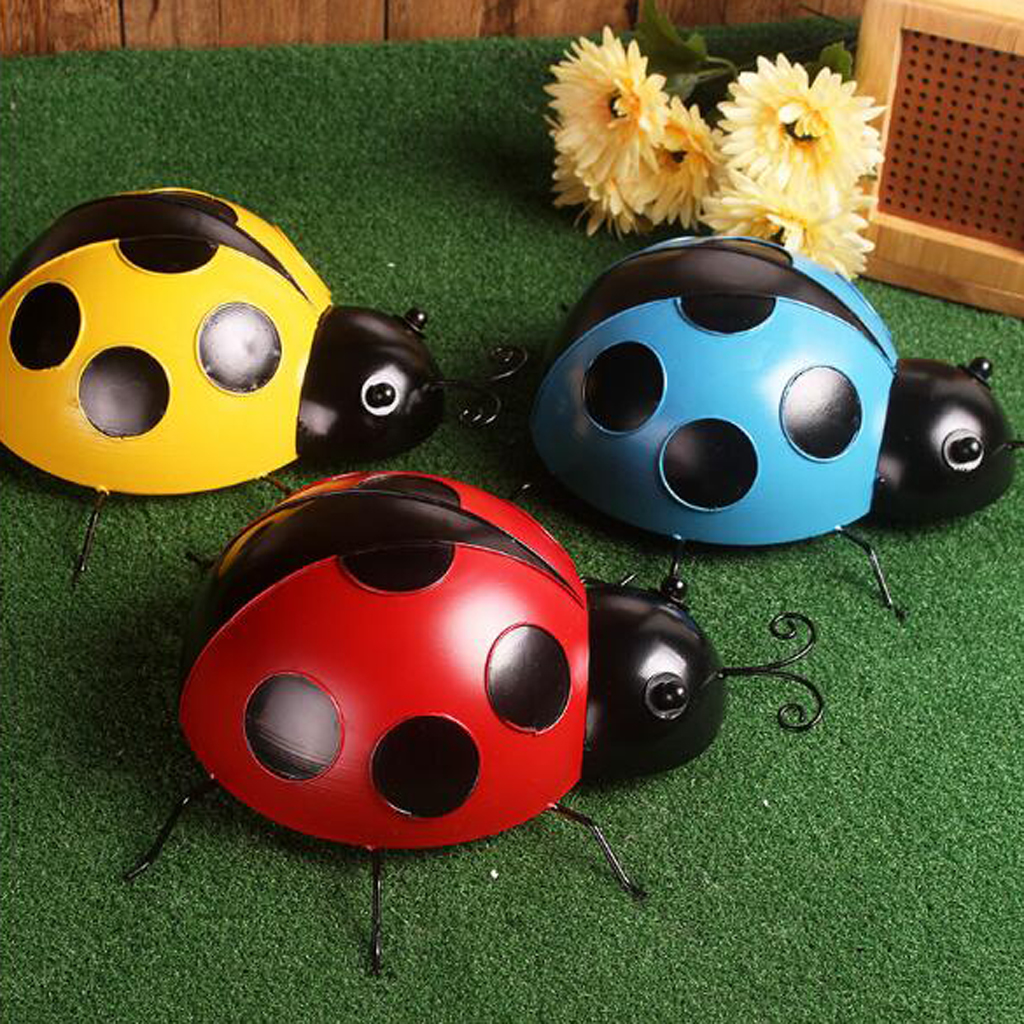 3Pcs 10cm Iron Ladybug Wall Hanger Wall Hanging Outdoor Garden Decor Craft