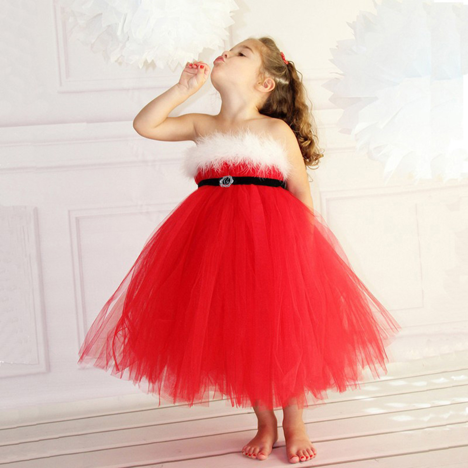 Красное новогоднее платье для девочки