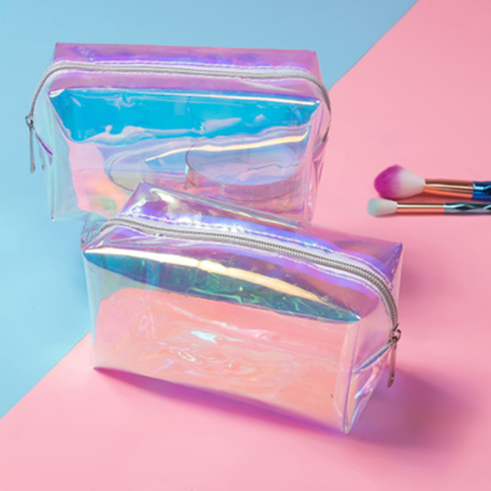 Organisation de produits de soin dans la trousse