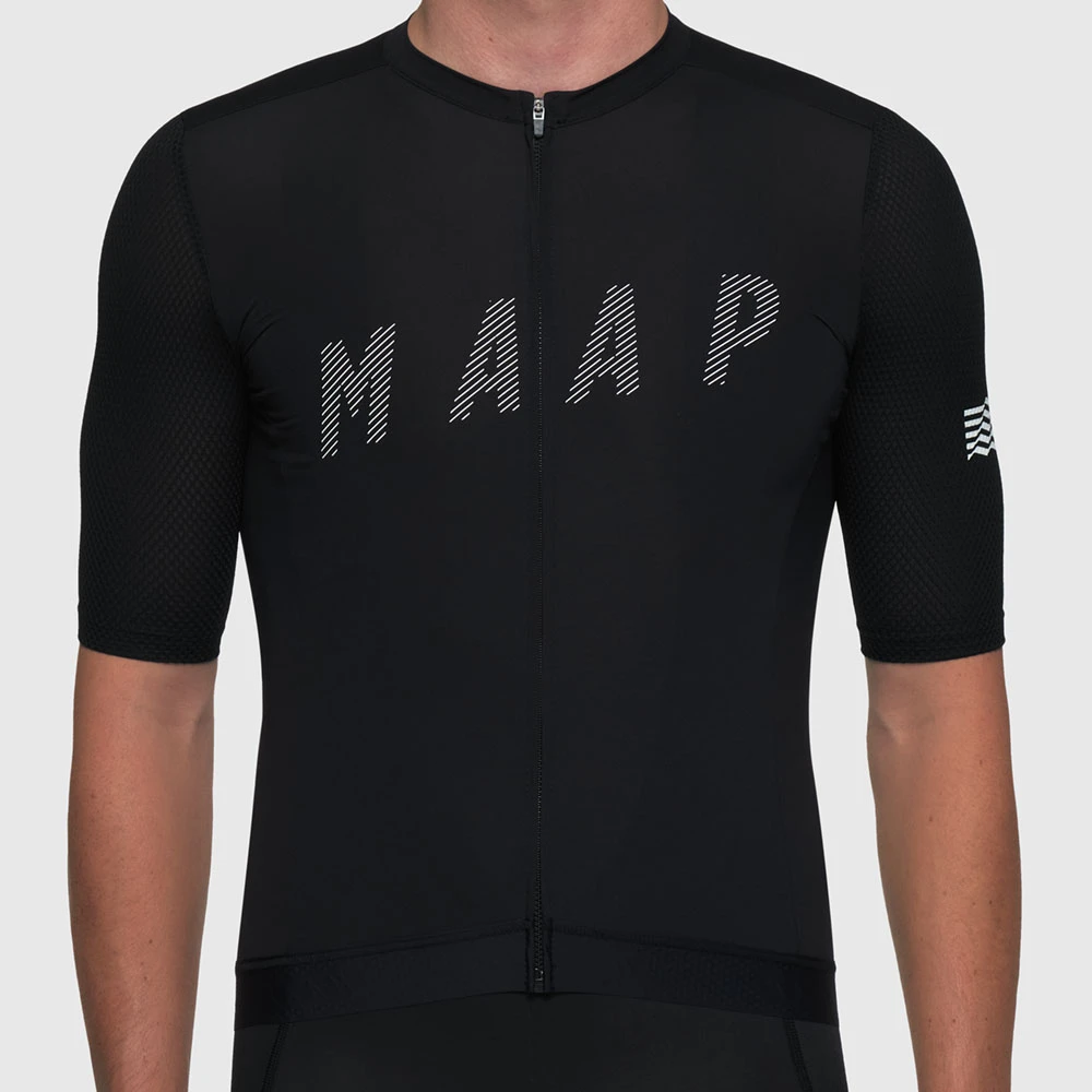 professional cycling clothing