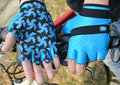 2016 Hot selling Wholesales Men s Shock proof Gel Gloves
