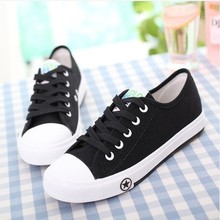 Belle is older autumn low lacing base plate solid color breathable casual couple canvas shoes35 44