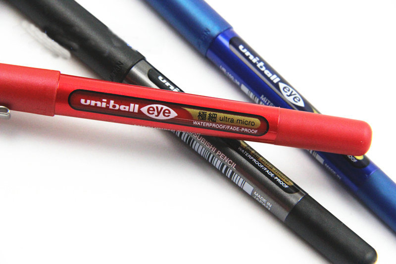 Uniball Eye Ultra Micro UMN15038 0.38mm Gel Pen ballpoint pen