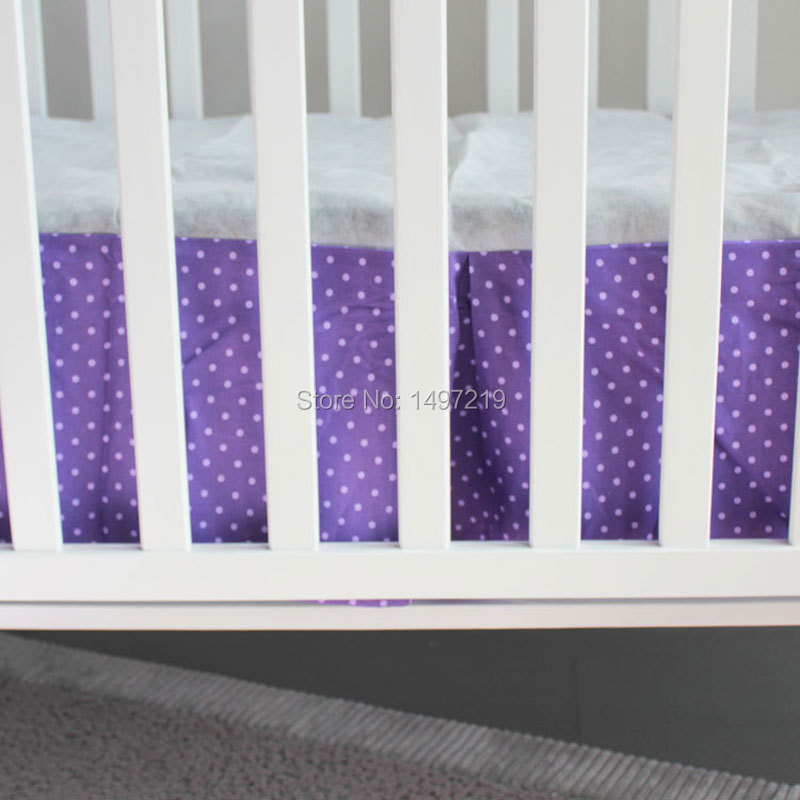 PH022 purple color baby bedding set in cot (7)
