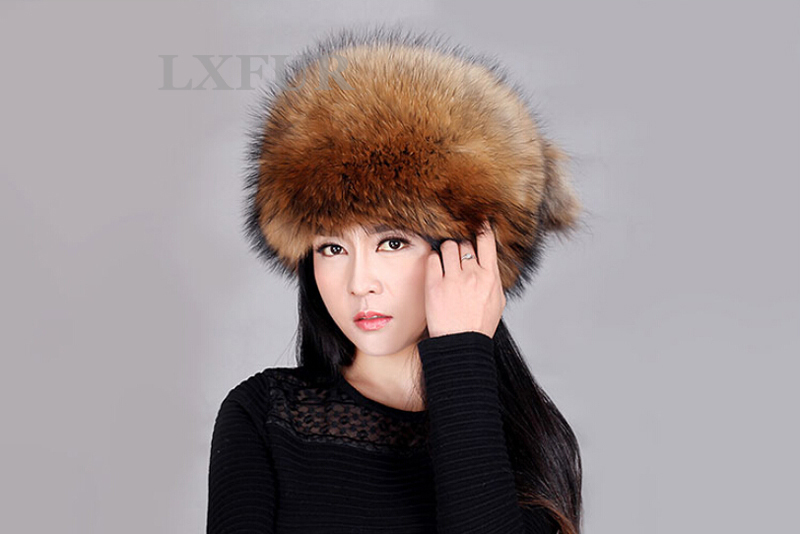 Classic Womens Real 100% Fox Fur Caps Ladies Winter Warm Genuine Raccoon Fur Hat With Tail Fur Headwear  LX00248