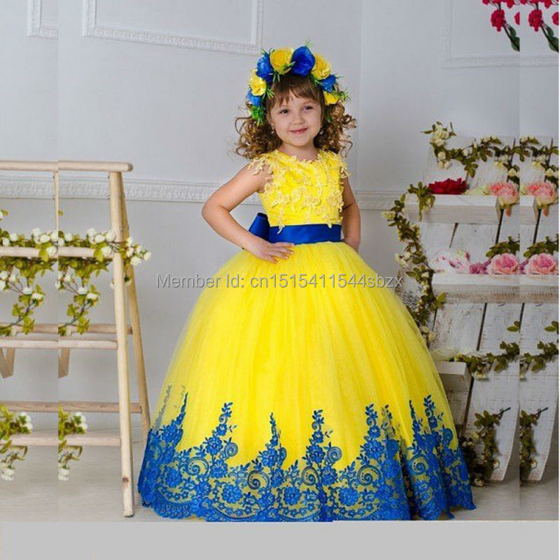 Gown Kids Yellow Imgkid Has Gown Kids Yellow Imgkid Has
