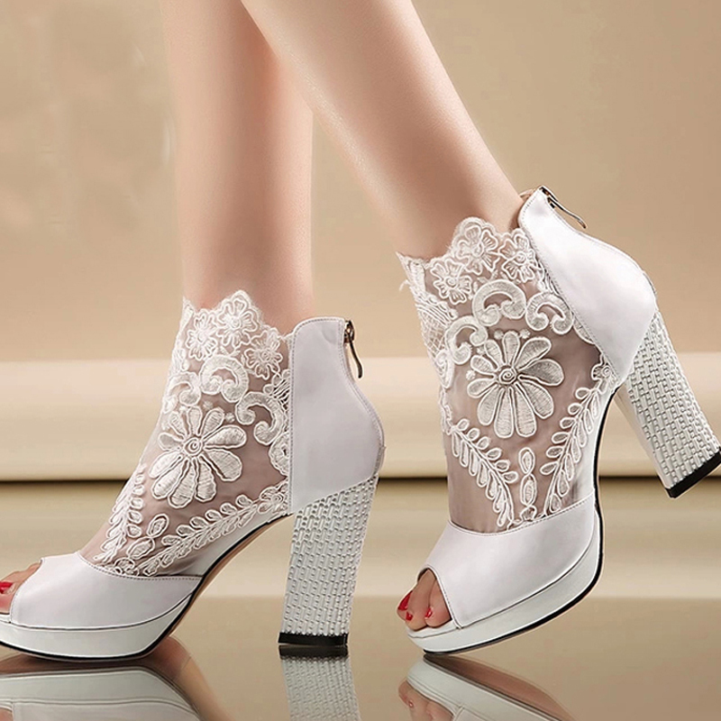 2015 New Fashion Peep Toe Summer Wedding Boots Sexy White Lace Prom Evening Party Shoe Bridal