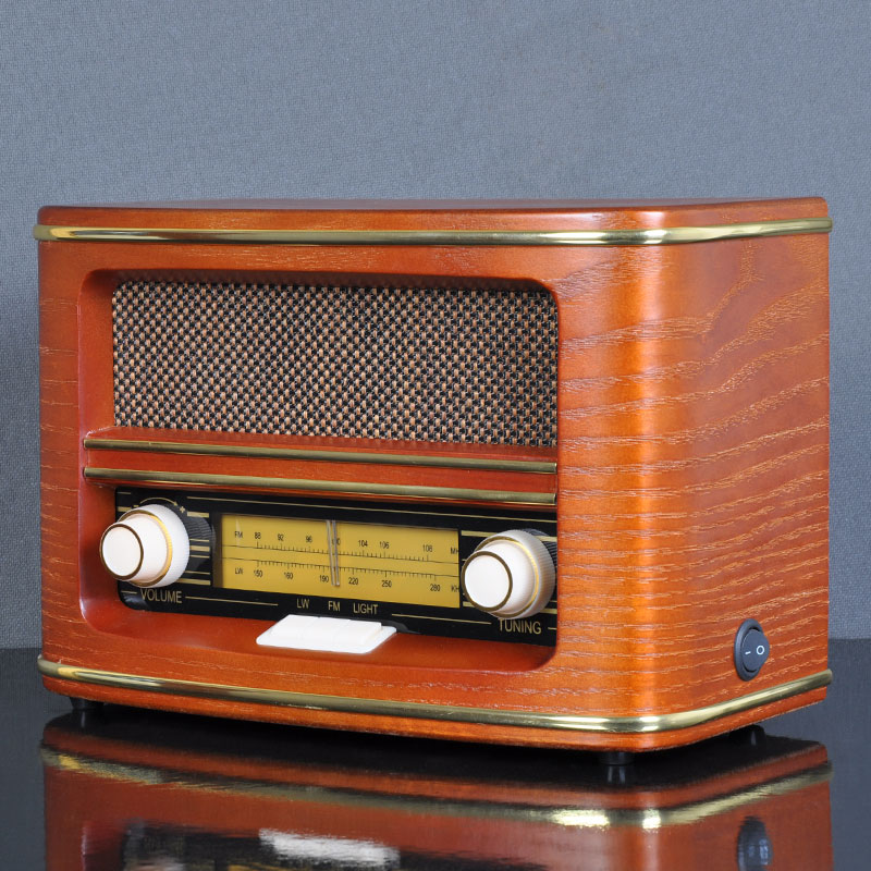 Old fashioned stereo pointer fm classical wooden antique radio antique style