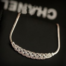 Summer Style Crystal Spiral Necklace For Women Chokers Necklaces Fashion Necklaces Pendants Vintage Snake Chain Necklace