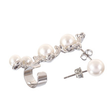 Women Silver Clip Earrings Korean Pearl Earrings Wholesale Promotion Female Cuff Earrings Jewelry for Party ER017
