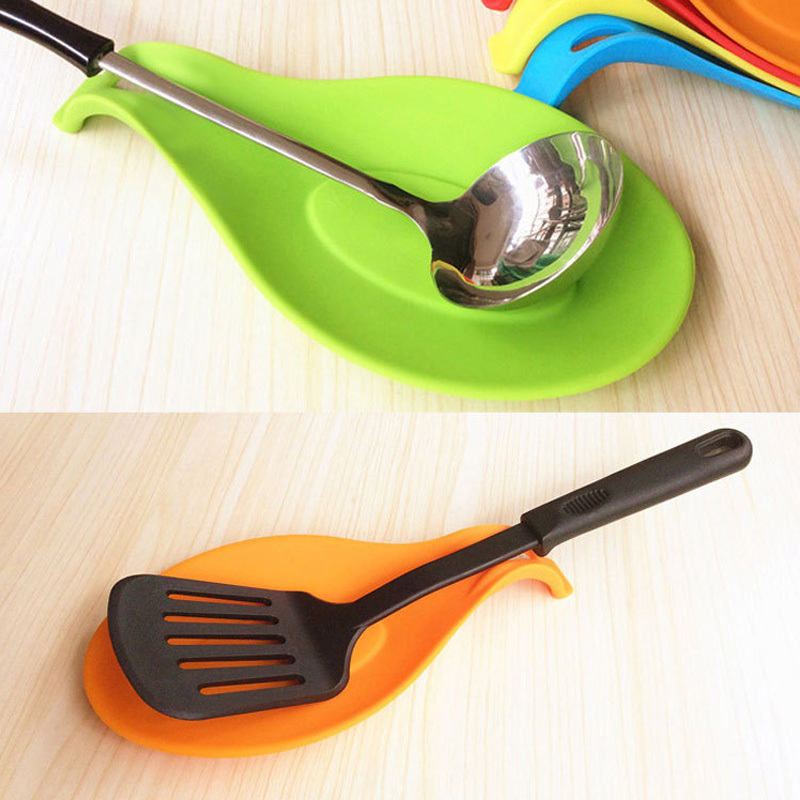 Attractive 1Pc Silicone Spoon Insulation Mat Placemat Drink Glass Coaster Tray Free shipping 70976