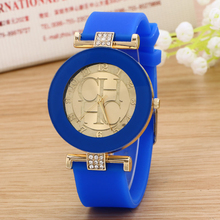 2016 ladies watch new tide comfortable silicone strap quartz watch set auger gold watches selling styles