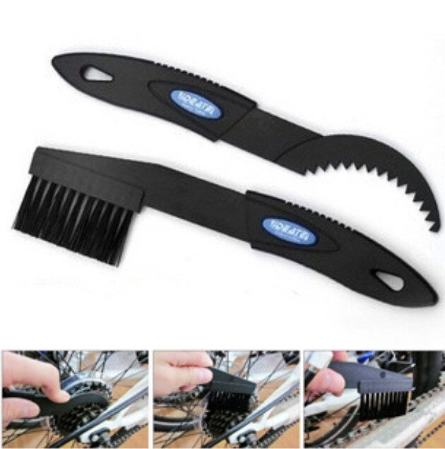 New Bicycle Chain Wheel Cleaner Bike Flywheel Cleaning AndMaintenance Tools Convenient Bicycle Accessories Black Blue Brush