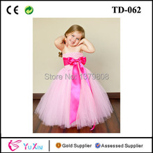 2015 new popular Handmade Pink Flower Girl Tutu Dress Customizable Sash or corsage off shoulder pink dress add top lining
