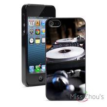 Turntable DJ Headphones back skins mobile cellphone cases for iphone 4/4s 5/5s 5c SE 6/6s plus ipod touch 4/5/6