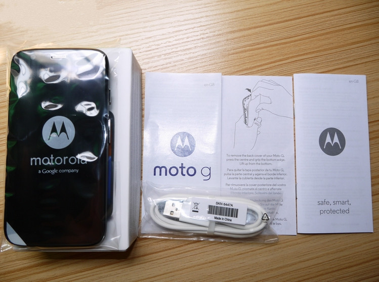 Original Unlocked Motorola XT1032 Mobile Phone Quad core GPS 3G 5MP 16GB ROM 4 5inch IPS
