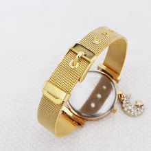 Steel Wire Mesh Belt Stars And Moon Shape Pendant Fashion Women Watch Gold Reloj cuarzo