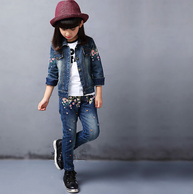 http://g02.a.alicdn.com/kf/HTB111ZEIVXXXXcHXXXXq6xXFXXXz/Novel-Plum-Flower-Pattern-Girls-Denim-Clothing-Set-Retro-Chinese-Style-Jean-Jacket-Pant-Suit-Autumn.jpg