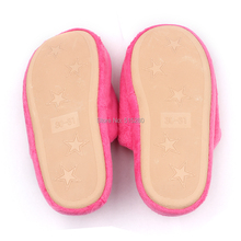 2014 NEW Kid s Slipper Olaf Inspired Winter Children Soft Plush Slippers Purple Pink Blue Free
