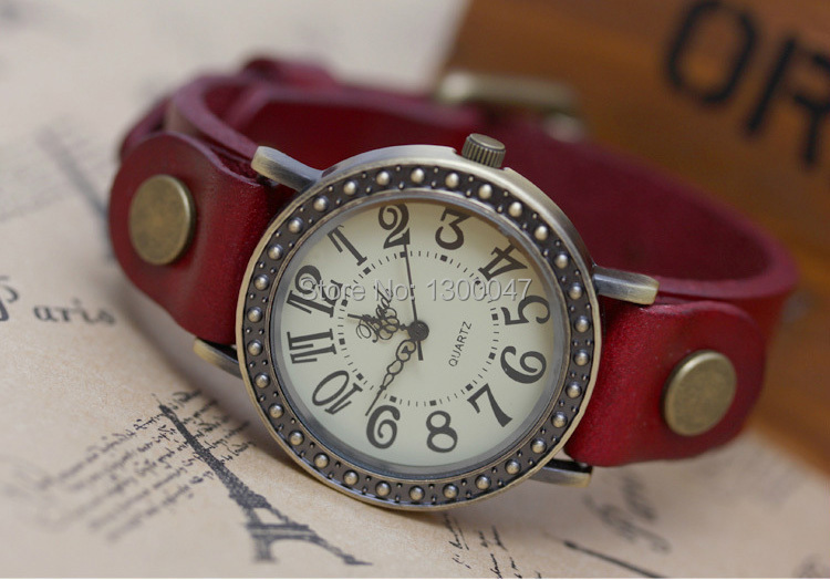 2015 New Genuine Cow Leather Watch Bracelet Men and Women Pointer Dress Watches Casual Rivet 2CM