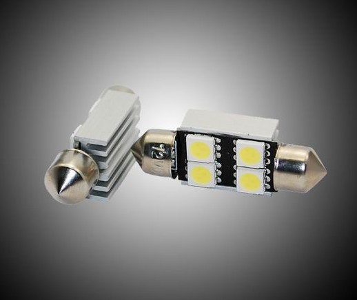 300 X 4SMD 36  5050 72 lumens   Canbus    interieur 