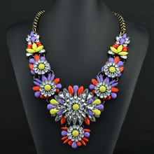 XG293 New Hot Fashion 2015 Ultra luxury Flower Necklaces Pendants Multi color Crystal Flower Statement Necklace