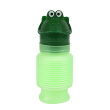 Kids Portable Urinal Travel Camping Car Toilet Potty Bottle 600ml Green