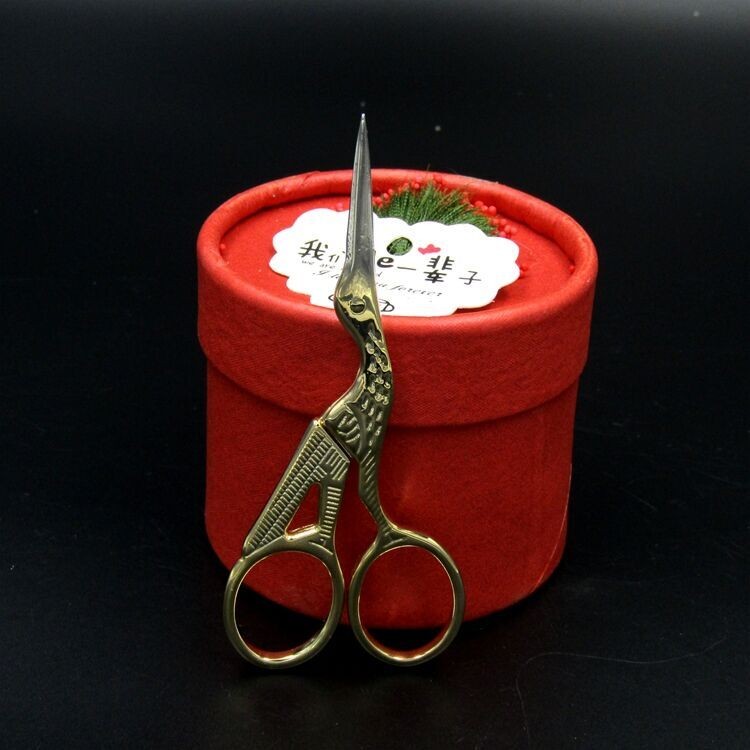 Description Picture 6 of itemGold & Silver Vintage Embroidery Scissors Stork Cross-Stitch Clipper Craft Dressmaker Shears For DIY Fabric Sewing Accessories