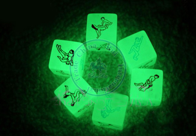 Sexy dice light in the dark game gambling toys funny humour craps for coupl...