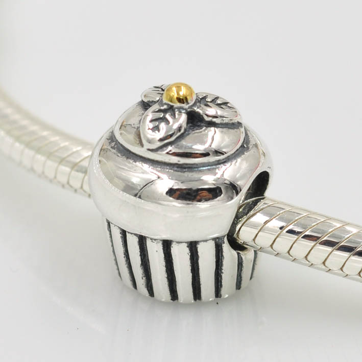charm pandora cupcake charm pandora cupcake