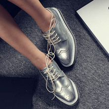 Vintage Lace Up England Style Lace Up Women Oxfords Fashion Carved Brogue Oxfords Shoes For Women Ladies Casual Platform Shoes