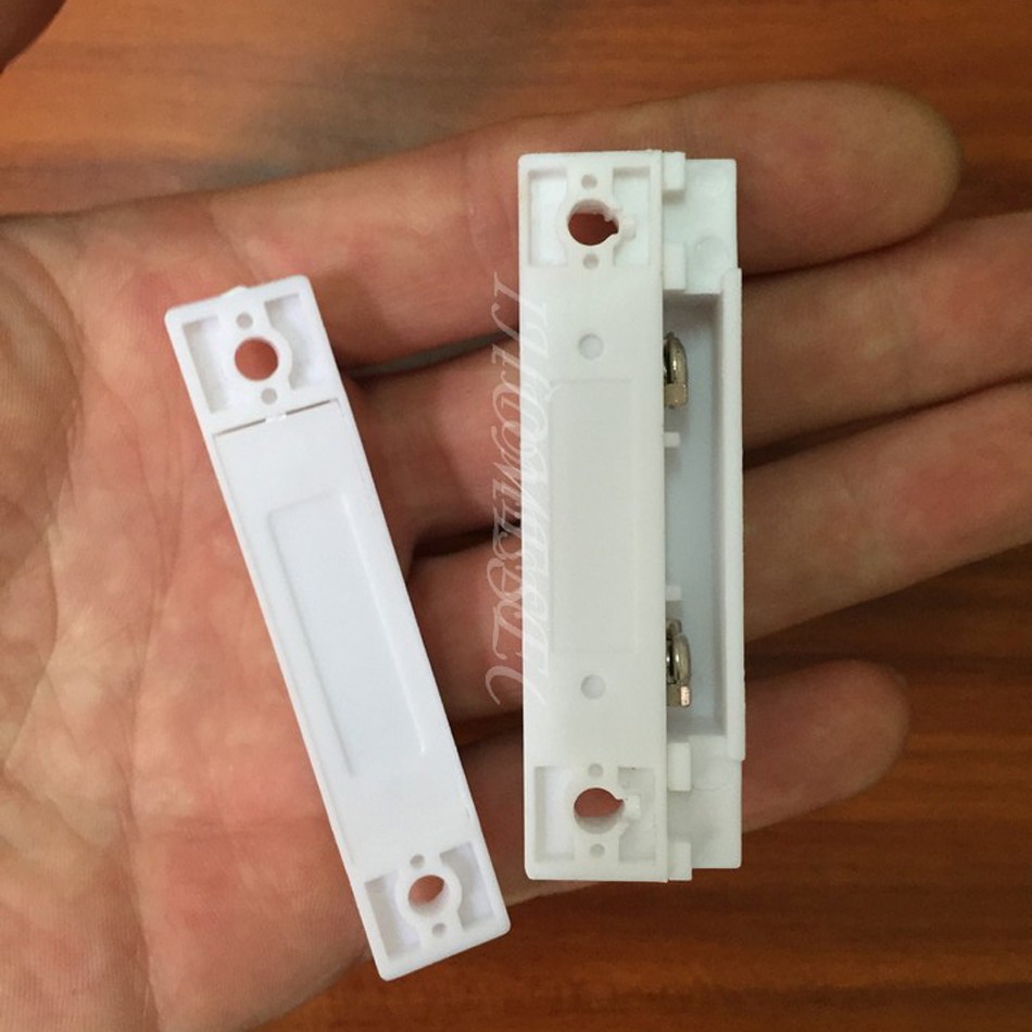 magnetic reed switch