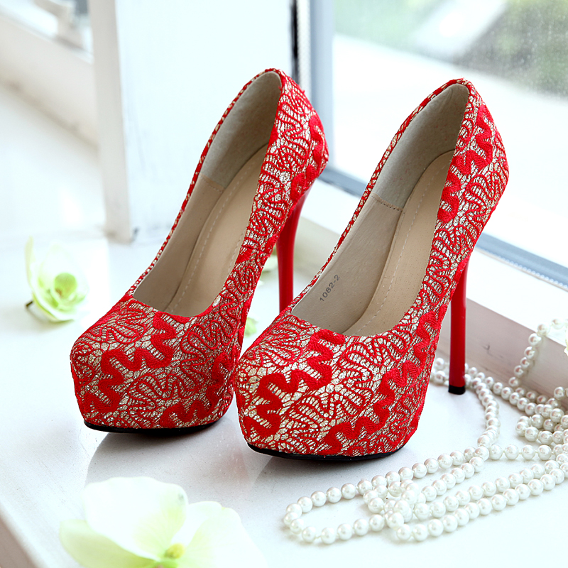 Aliexpress.com : Buy Lace beige red Wedding Shoes Women Pumps ...