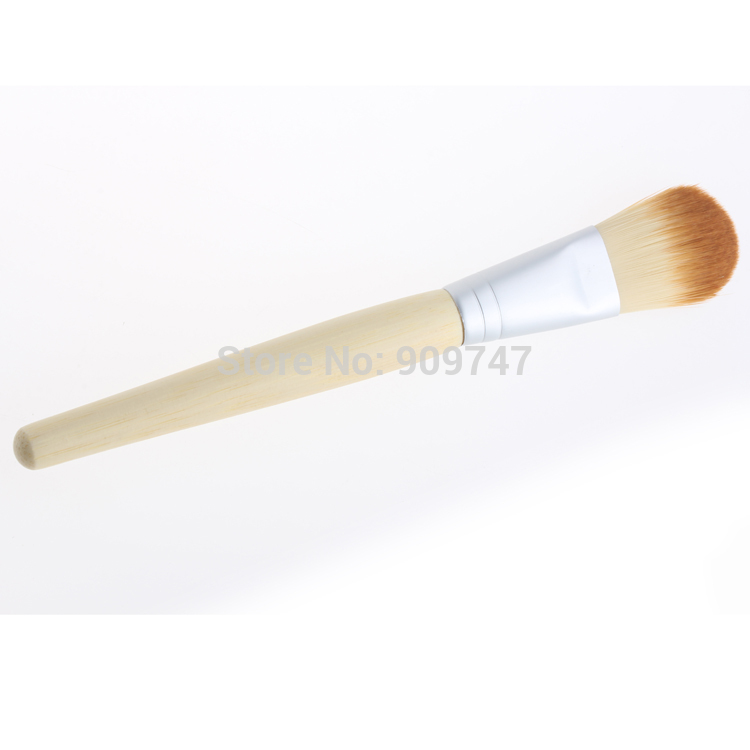 1 PC Hot sale Cosmetic brush single bamboo handle mask blush foundation brush powder brush universal