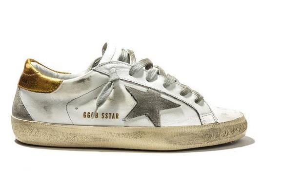 scarpe con la stella marca