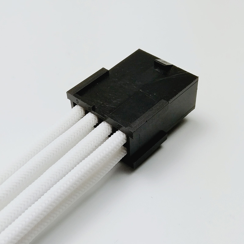 PCI-E_8pin_white_sleeve_extension_cable_3