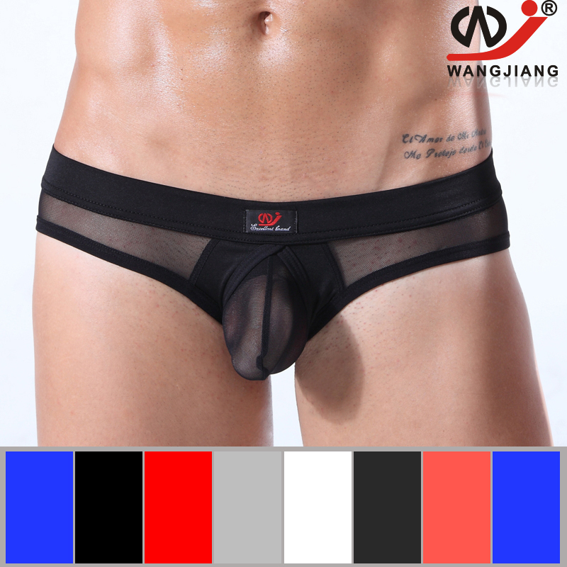 Undershorts for men Men's Bottoms. Our state-of-the-art 4D compression pants and bottoms stretch in all directions for a custom fit. Designed for maximum comfort with targeted compression at the hip, thigh, and calf for your workout and beyond.