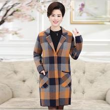 2016 fashion middle-aged women tartan clothing long coat jacket autumn winter overcoat for female fashion lady warm woolen coats