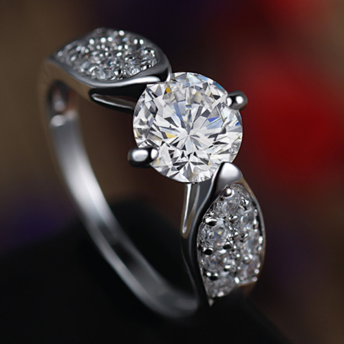 Online engagement ring jewelers