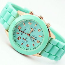 2015 nuevo estilo del silicón del cuarzo mujeres del reloj de ginebra jalea del reloj análogo del reloj del deporte para mujer hombre Unisex Relojes