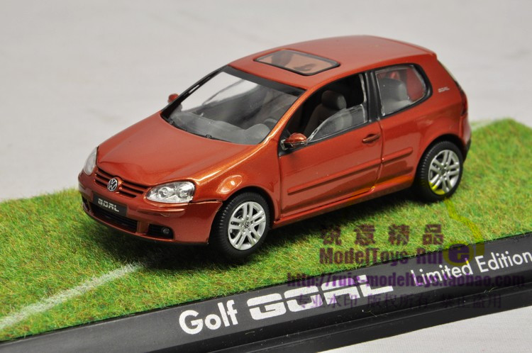 1:43 imported Volkswagen factory Shu Ke VWs golf Golf Goal 2006 model cars