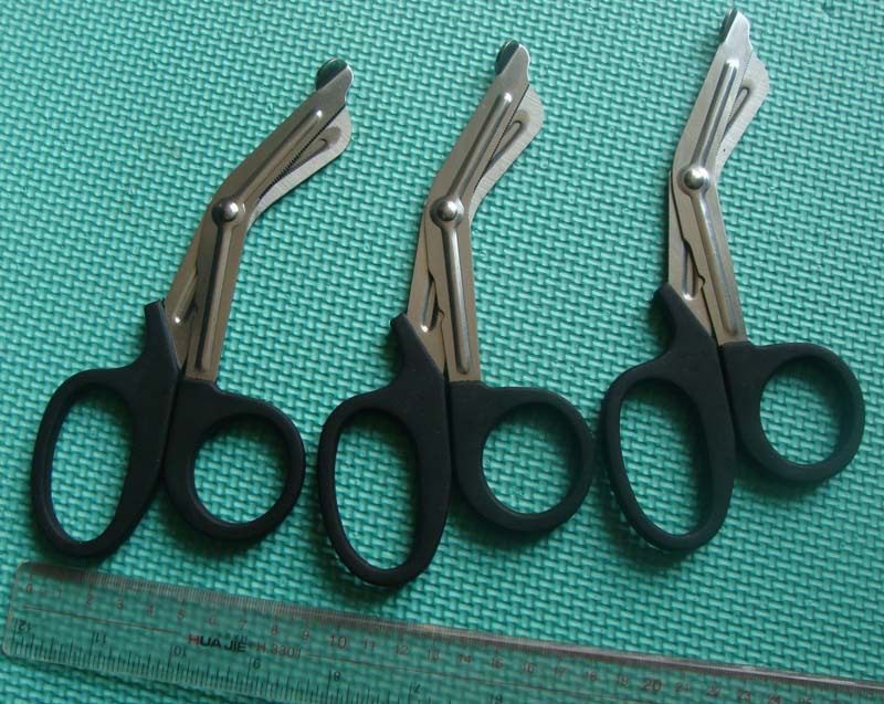 Hot Sale 18CM Plastic Medical Bandage Scissors Stainless Steel Medical Scissors Kinesio Taping Scissors Hand Tools Free Shipping