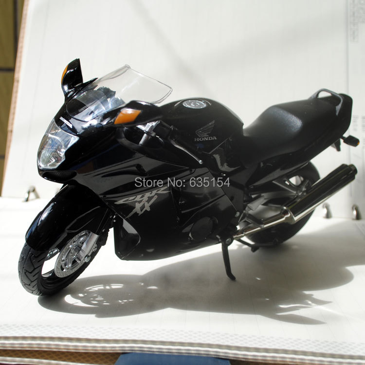 5pcs/pack Wholesale 1/12 Scale Motorbike Model Toys HONDA CBR 1100XX