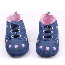 2015 Elegant Baby Shoes 3 Colors Little Lace Embroidered Cotton Shoes Soft Bottom Baby Girl Shoes
