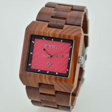 Nuevo y alta calidad de lujo hombres mujeres movimiento de cuarzo reloj de madera Relojes Relojes venta Sandal Wood Relojes de pulsera