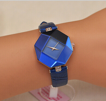 Reloj de moda mujeres grandes cristal KEZZI marca para mujer reloj del cuarzo vida a prueba de agua reloj de cuero con 4 colores