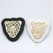 Wholesale Free shipping 20pcs/lot black/white PU leather label with gold metal alloy clothing label for jeans/jacket PLB-018