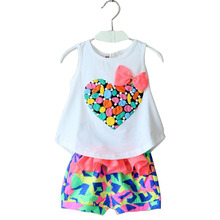 Clothing sets Girls Children set love print female child sleeveless T shirt and flower shorts new