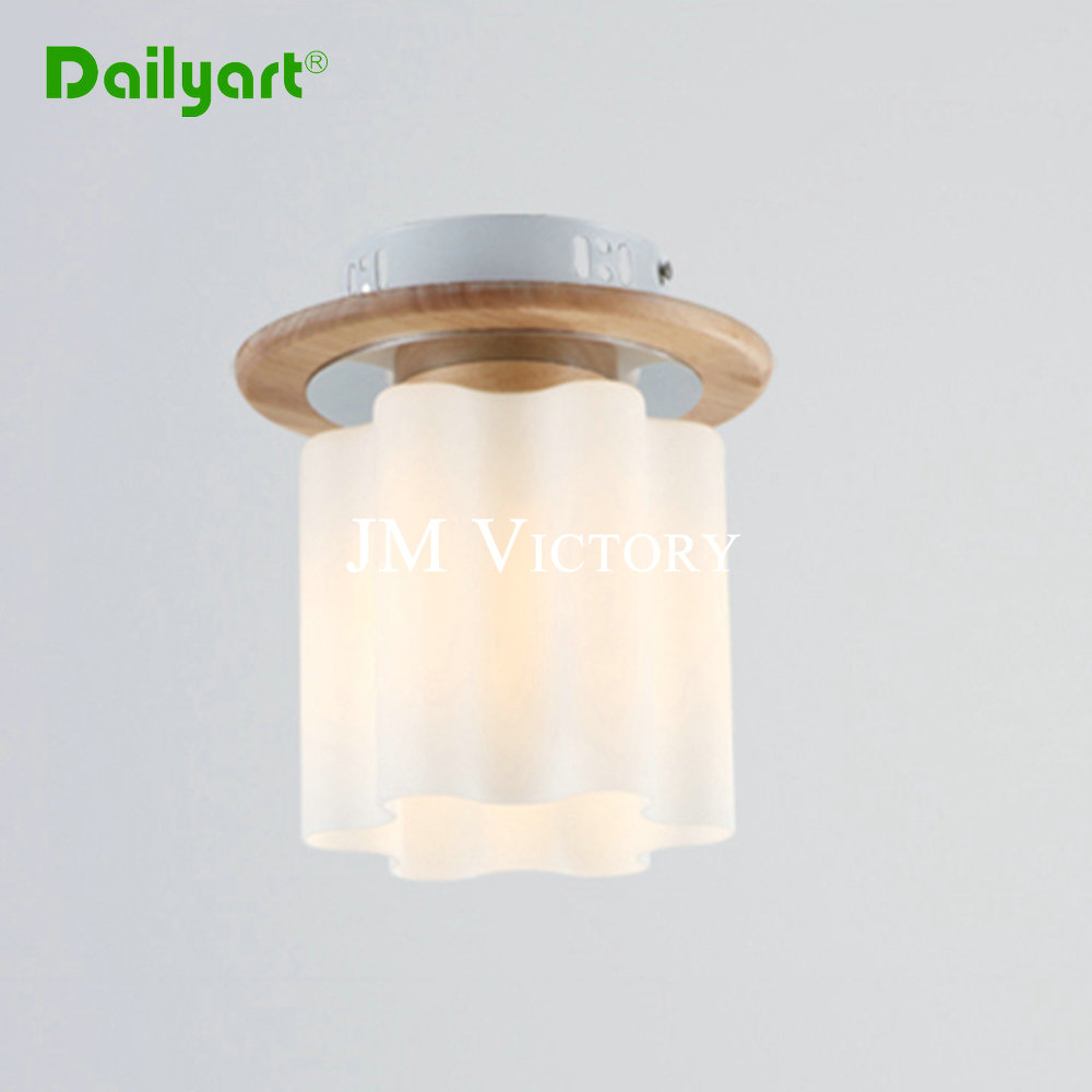 Illuminazione soffitto in legno: una casa a contatto con la natura ...